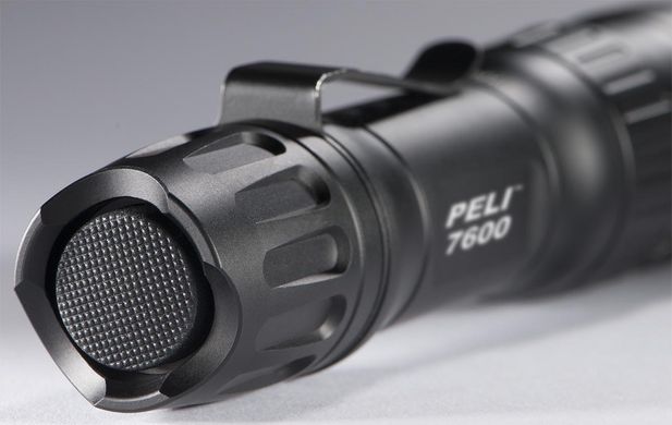 Тактичний ліхтар Peli™ 7600 акумуляторний (944 люмен)